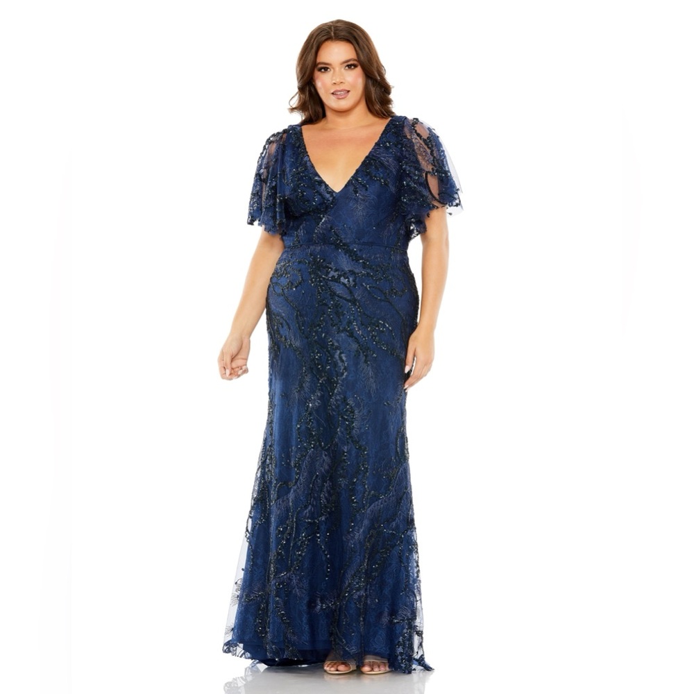 Mac Duggal Navy Blue Flutter Sleeve Dress 
NEW WITH TAGS!